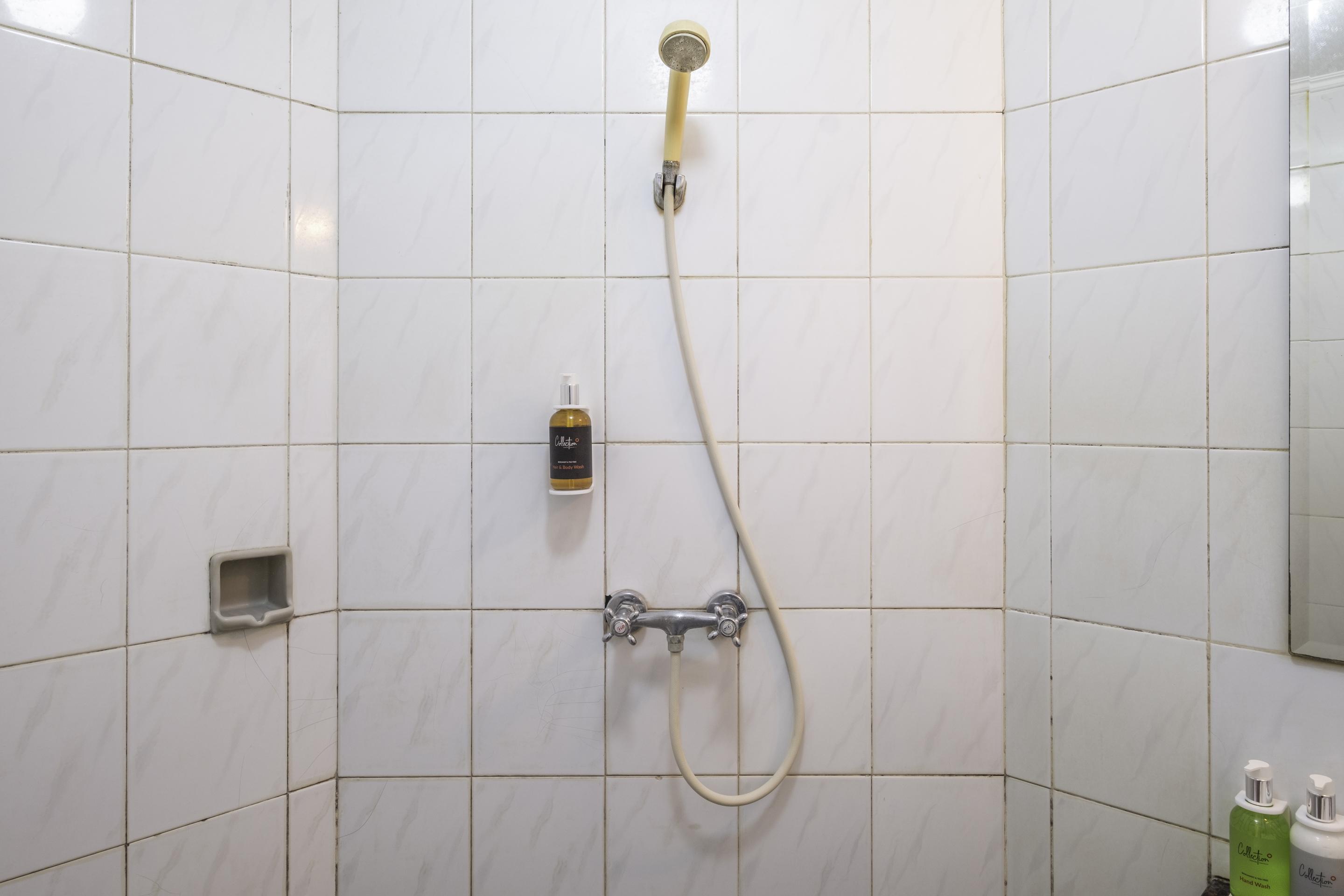 Collection O 25 Hotel Baltika باندونج المظهر الخارجي الصورة